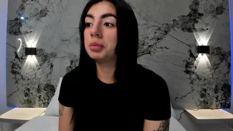 Snapshot of antonella__rouse chatting on March 12, 2025, 8:08 am Antonella online show from March 12, 2025, 8:08 am