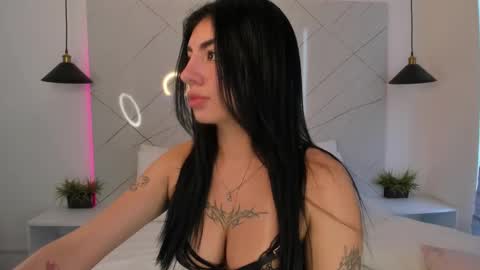 Snapshot of antonella__rouse chatting on October 1, 2025, 9:10 pm Antonella online show from October 1, 2025, 9:10 pm