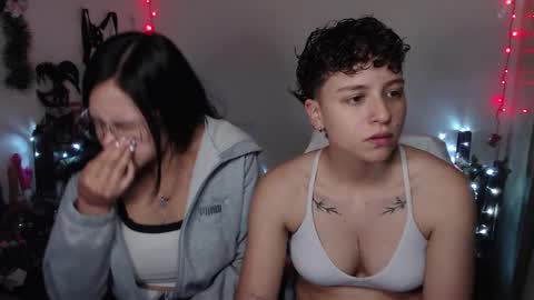 Snapshot of antonella_cruz02 chatting on December 19, 2024, 1:39 am anto ford02 online show from December 19, 2024, 1:39 am