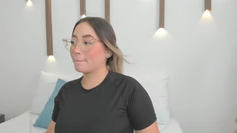 Snapshot of antonella_cutie_ chatting on February 4, 2025, 3:04 pm A N T O N E L L A online show from February 4, 2025, 3:04 pm