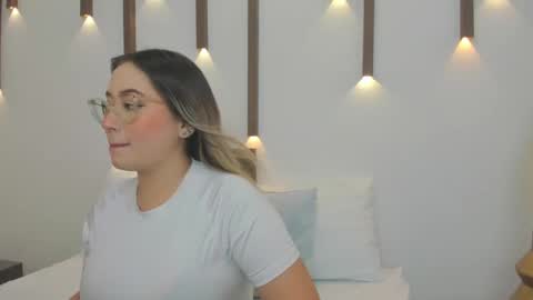 Snapshot of antonella_cutie_ chatting on February 5, 2025, 12:06 pm A N T O N E L L A online show from February 5, 2025, 12:06 pm