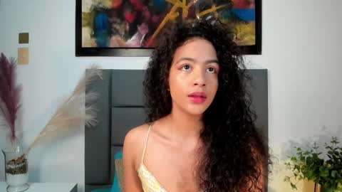 AntonellaHall  online show from October 20, 2025, 11:54 am