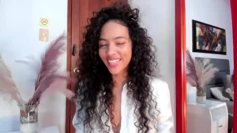 AntonellaHall  online show from May 20, 2026, 6:36 pm