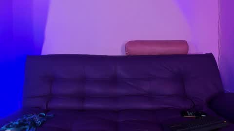 Antonellajohnston online show from October 29, 2025, 11:56 am