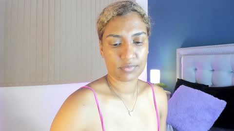 Snapshot of antonellaparker chatting on December 3, 2024, 12:16 pm Sarah online show from December 3, 2024, 12:16 pm