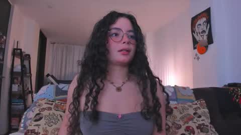 Antonia online show from February 16, 2026, 3:57 am