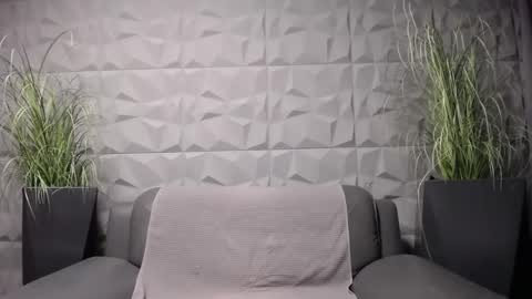 HI My name is Antonio online show from March 2, 2025, 9:01 pm