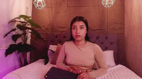 Snapshot of antonnellae chatting on February 13, 2026, 5:14 am Antonella online show from February 13, 2026, 5:14 am