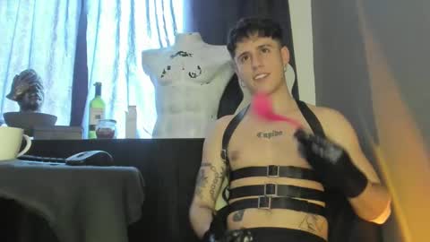 Snapshot of antonnello_ chatting on September 19, 2025, 6:30 pm antonnello_ online show from September 19, 2025, 6:30 pm