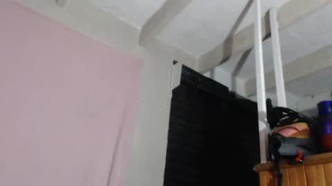 Snapshot of antony_2024 chatting on December 9, 2024, 2:45 am karol y antony online show from December 9, 2024, 2:45 am