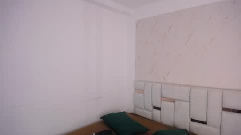 antony_d_ossa online show from June 1, 2026, 7:37 pm
