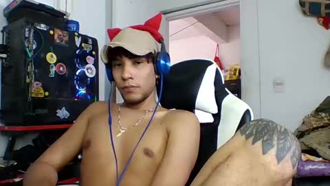 Snapshot of anuardhm chatting on November 10, 2025, 12:59 pm AnuarDHM online show from November 10, 2025, 12:59 pm