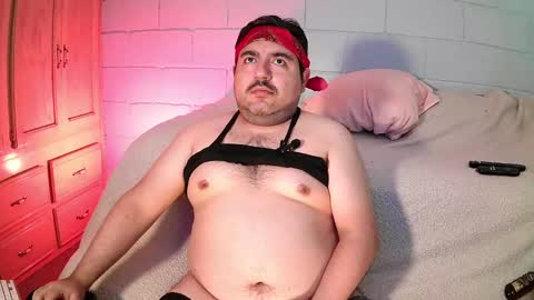 AnuarFox online show from September 26, 2025, 9:57 am