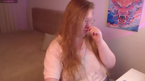 Anya Muna online show from September 30, 2025, 6:57 pm