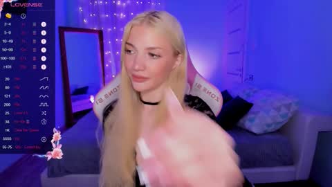 Anya online show from October 25, 2025, 2:19 am