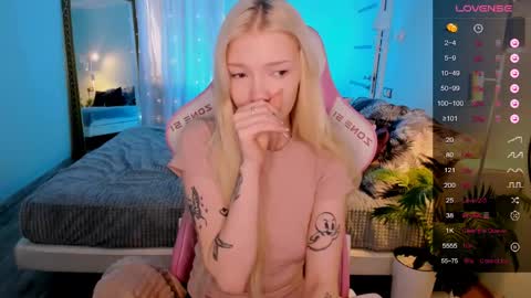 Anya online show from May 31, 2026, 2:20 am