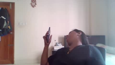 Snapshot of anydanyg chatting on October 25, 2025, 8:00 am anydanyg online show from October 25, 2025, 8:00 am