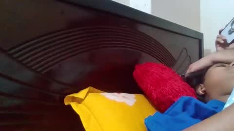 anydanyg online show from November 26, 2025, 6:42 pm