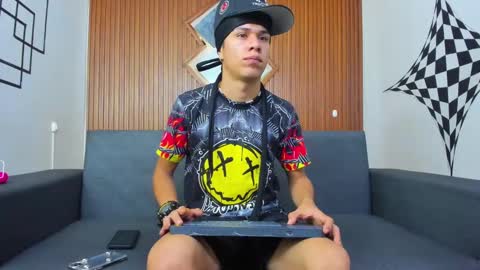 Snapshot of anyelo_sexyhot chatting on January 19, 2025, 4:14 pm anyelo_sexyhot online show from January 19, 2025, 4:14 pm