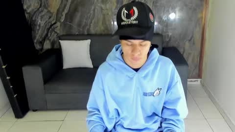 Snapshot of anyelo_sexyhot chatting on January 31, 2025, 11:56 am anyelo_sexyhot online show from January 31, 2025, 11:56 am