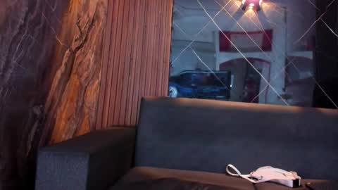 Snapshot of anyelo_sexyhot chatting on September 13, 2025, 11:43 am anyelo_sexyhot online show from September 13, 2025, 11:43 am