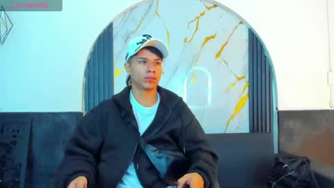 Snapshot of anyelo_sexyhot chatting on October 5, 2025, 10:35 am anyelo_sexyhot online show from October 5, 2025, 10:35 am