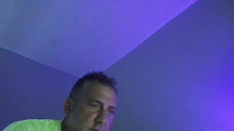 Daddy online show from August 6, 2026, 9:11 am
