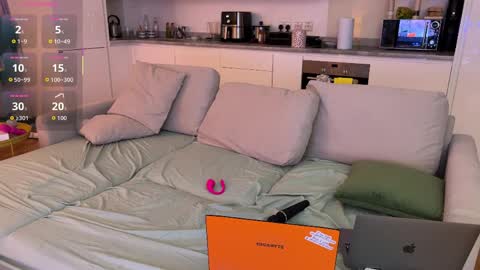 Snapshot of ap_couple chatting on April 1, 2026, 11:57 pm ap_couple online show from April 1, 2026, 11:57 pm