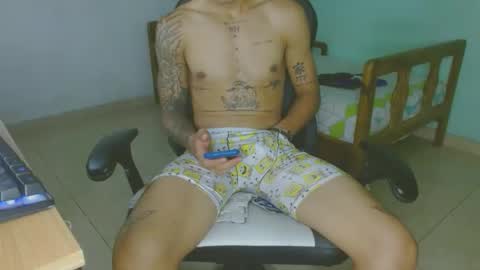 Snapshot of aphal_hot23 chatting on March 8, 2025, 11:18 pm aphal_hot23 online show from March 8, 2025, 11:18 pm