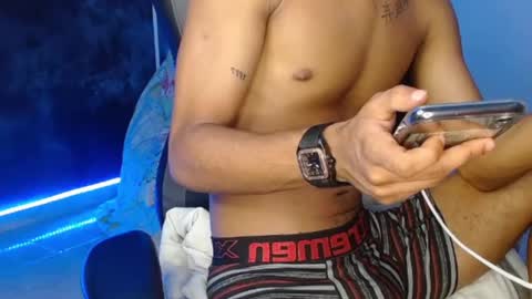 Snapshot of aphal_hot23 chatting on September 22, 2025, 6:43 pm aphal_hot23 online show from September 22, 2025, 6:43 pm