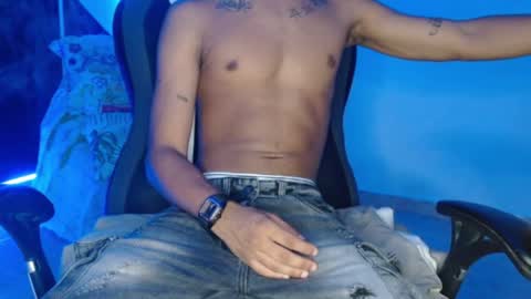 Snapshot of aphal_hot23 chatting on October 2, 2025, 11:28 am aphal_hot23 online show from October 2, 2025, 11:28 am