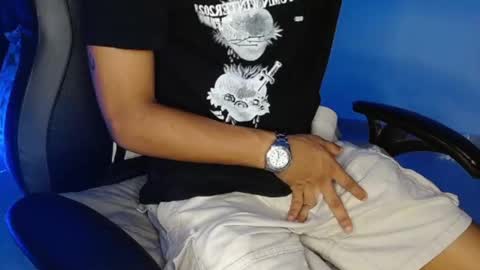 Snapshot of aphal_hot23 chatting on October 9, 2025, 11:30 am aphal_hot23 online show from October 9, 2025, 11:30 am