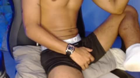 Snapshot of aphal_hot23 chatting on October 25, 2025, 7:08 pm aphal_hot23 online show from October 25, 2025, 7:08 pm