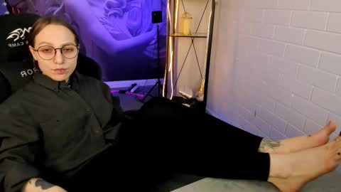 Snapshot of aphexqueen chatting on February 27, 2025, 3:15 pm APHEX QUEEN online show from February 27, 2025, 3:15 pm