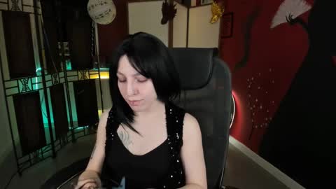 Snapshot of aphexqueen chatting on March 12, 2025, 1:08 pm APHEX QUEEN online show from March 12, 2025, 1:08 pm