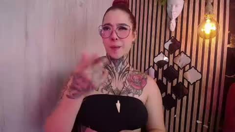 aphrodite__bloom online show from July 2, 2026, 9:10 pm
