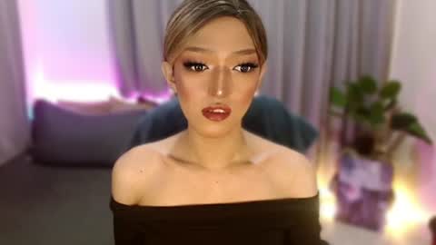 Snapshot of aphrodite_may chatting on June 9, 2026, 11:05 pm kathryn online show from June 9, 2026, 11:05 pm