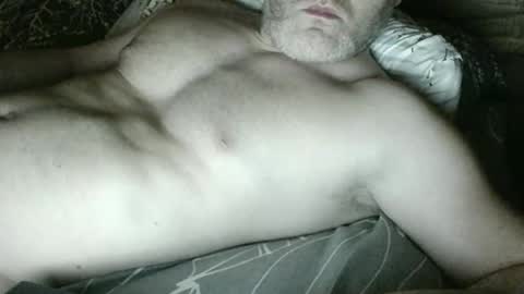 Snapshot of apluslickin chatting on December 10, 2024, 10:47 pm Aplusickin online show from December 10, 2024, 10:47 pm