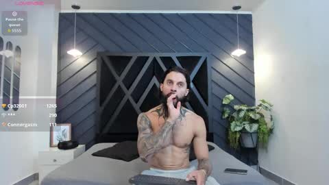 Snapshot of apolo_bianco_ chatting on September 20, 2025, 11:28 pm APOLO online show from September 20, 2025, 11:28 pm