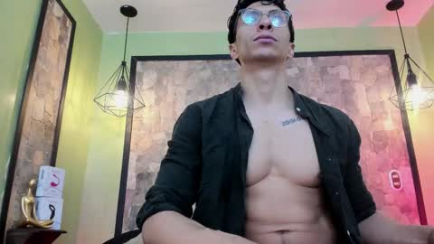 Snapshot of apolo_crus chatting on October 6, 2025, 3:37 am apolo_crus online show from October 6, 2025, 3:37 am