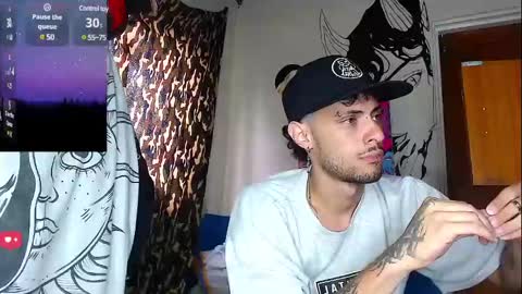 Snapshot of apolo_s chatting on March 6, 2025, 8:59 pm Andres online show from March 6, 2025, 8:59 pm