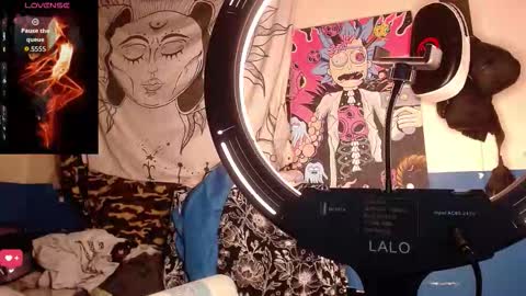 Snapshot of apolo_s chatting on November 26, 2025, 6:58 am Andres online show from November 26, 2025, 6:58 am