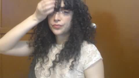 Nix online show from September 14, 2025, 2:33 am