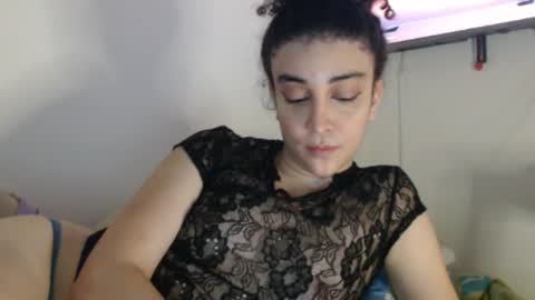 Snapshot of apolosbitch chatting on June 20, 2026, 10:56 pm Nix online show from June 20, 2026, 10:56 pm