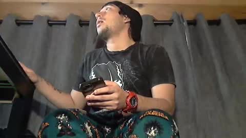 Snapshot of aponthier151 chatting on November 18, 2025, 6:51 am aponthier151 online show from November 18, 2025, 6:51 am