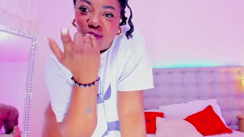 Snapshot of apotheosicass chatting on February 2, 2025, 5:59 pm KARLA online show from February 2, 2025, 5:59 pm