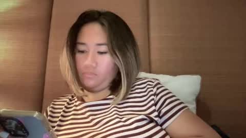 Snapshot of apple_pie_love chatting on October 20, 2025, 4:51 pm Anika online show from October 20, 2025, 4:51 pm