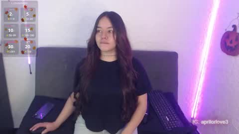 Abril Freelance Model online show from October 17, 2025, 4:26 am