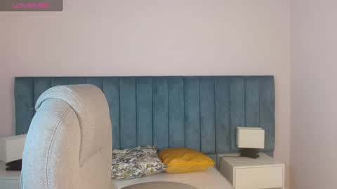 April Bunny online show from December 14, 2024, 2:45 am