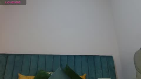 April Bunny online show from December 24, 2024, 9:33 pm